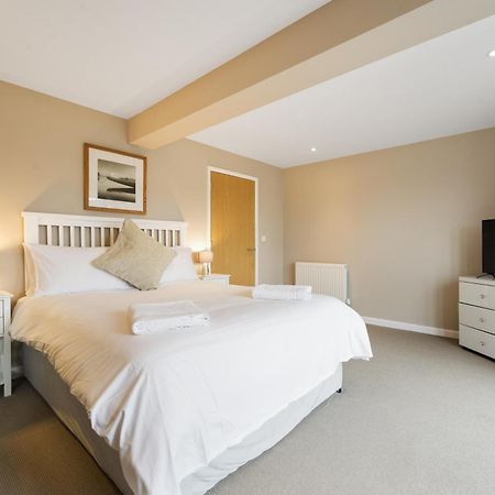본머스 Westcliff Penthouse With Sea Views And Balcony 아파트 외부 사진